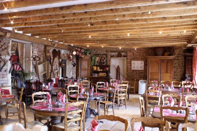 ホテル Le Relais De L'Abbaye トゥールニュ エクステリア 写真